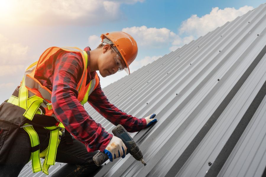 Roofing Safety Tips