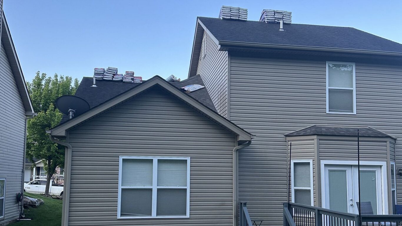 professional roof repair Missouri
